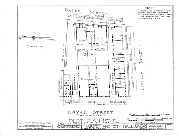 Ein Schwarz-Weiß-Architekturplan der Royal Street im Alten Französischen Markt und dem Rathaus, der den Gebäudeaufbau, Geschäfts- und Restaurantstandorte zeigt.