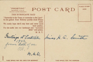 Alte Postkarte mit einem Porträt eines Mannes auf der Vorderseite und handgeschriebenem Text auf der Rückseite.