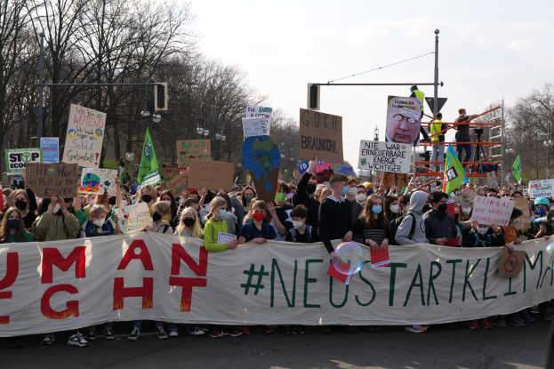 Leben für die Straßen riskieren