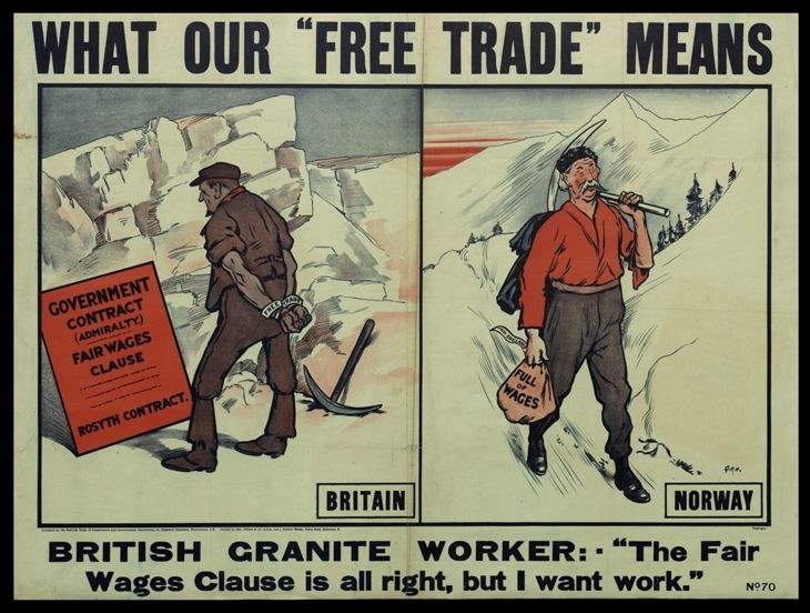 Plakat mit einem britischen Granitarbeiter, der mit einer anderen Person vor einer Berg- und Baumkulisse steht, mit dem Text "Was unser Freihandel bedeutet - Britischer Granitarbeiter - Die Fair-Wages-Klausel ist in Ordnung, aber ich will Arbeit."