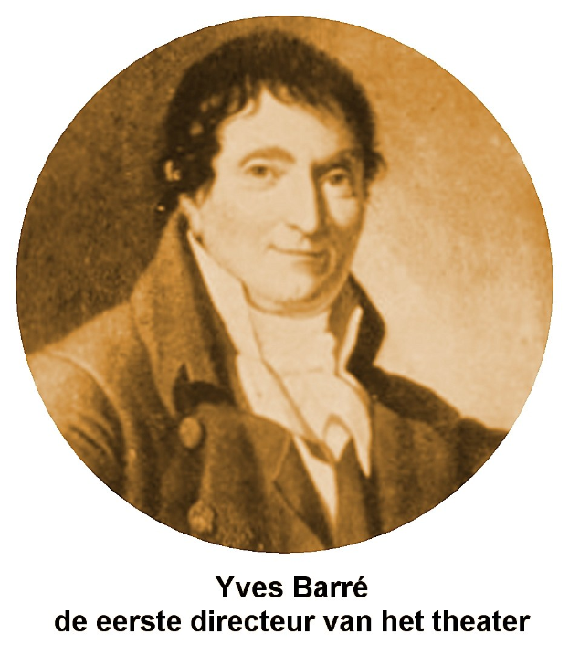 Porträt von Yves Barre, Theaterdirektor, in einem schwarzen Anzug und weißem Hemd mit ernster Miene, zurückgekämmtem Haar und direktem Blick in die Kamera; fetter Text unten.
