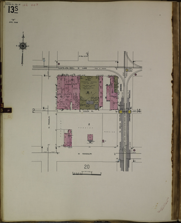 Ein aufgeschlagenes Buch mit einer detaillierten Stadtzeichnung, gefüllt mit Plänen und Text, bietet einen umfassenden Überblick über die Stadt.