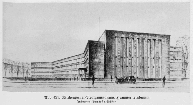 Schwarze und weiße Zeichnung eines Gebäudes mit einem vor dem Gebäude geparkten Auto, umgeben von Bäumen und Menschen, mit Text am unteren Rand, der "Ritchenpauer-Realynmajum, Sammerfeinbahn, Berlin, Deutschland" lautet.