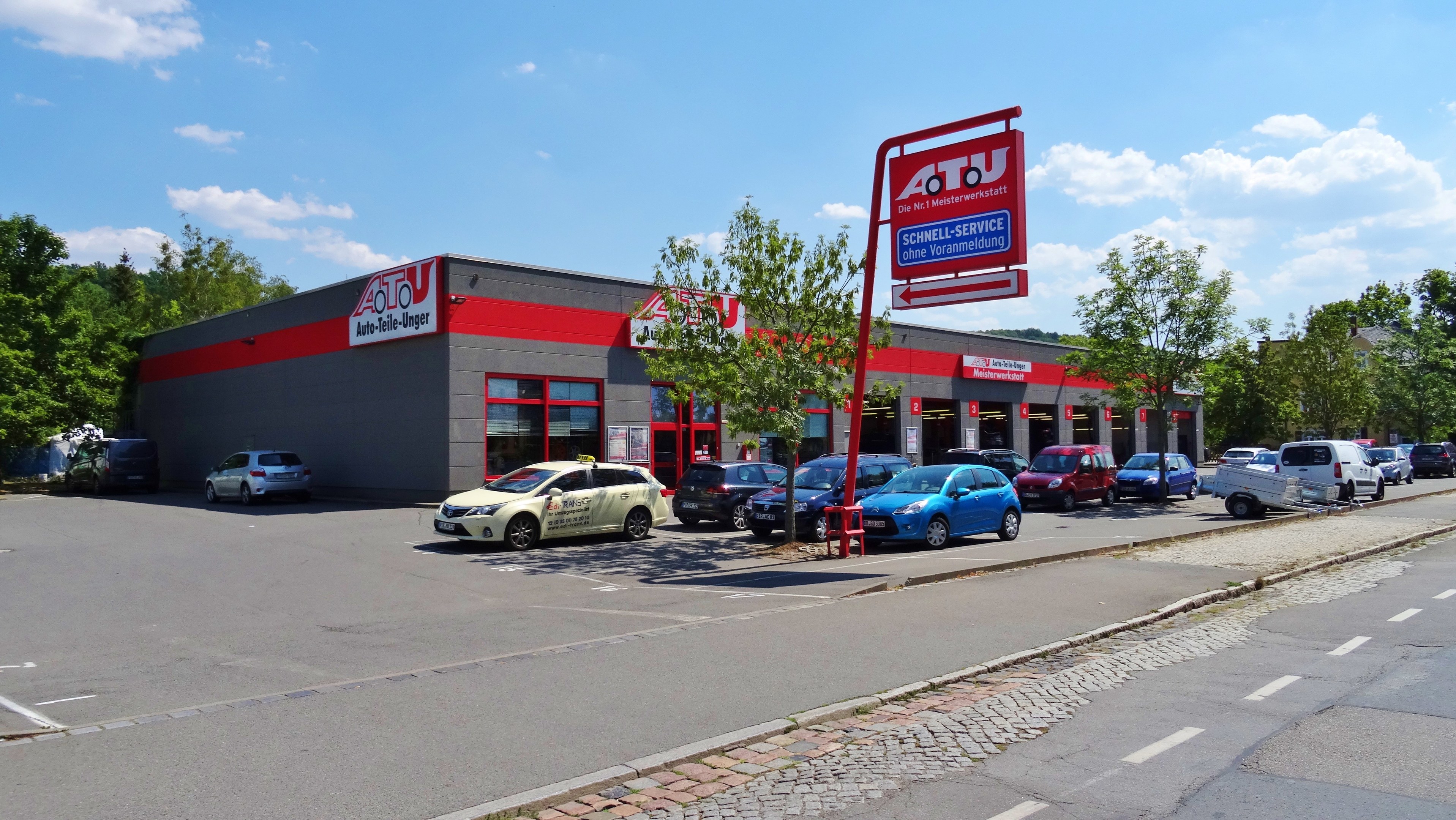 Automotive Trade: Startup Digitizes Routine Work